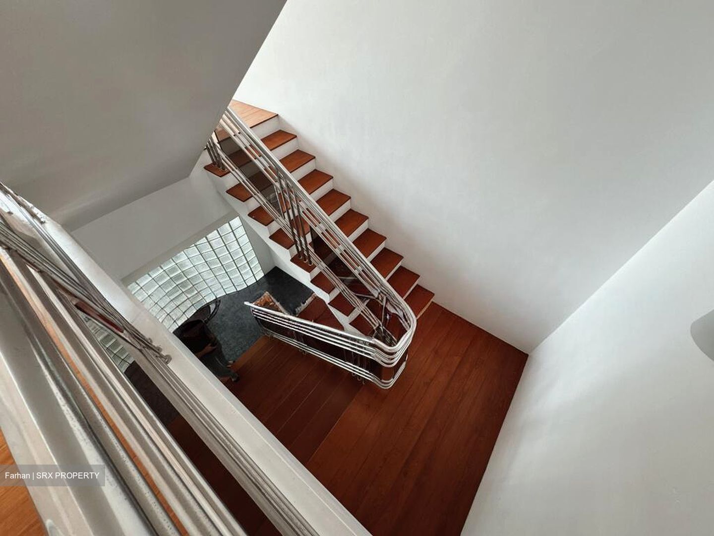 East Coast Hill (D16), Semi-Detached #504073271